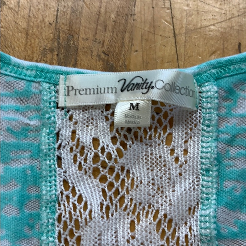 Tank top - Picture 3 of 3
